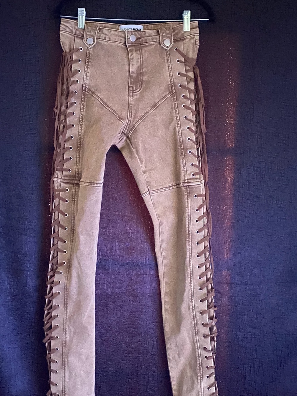 Fashion Nova - Brown High-Rise Lace-Up Side Jeans